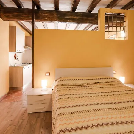 Cozy Chalet At Lombardy With Pool *