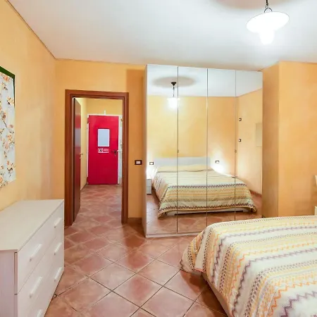 Alpesi faház Cozy Chalet At Lombardy With Pool *